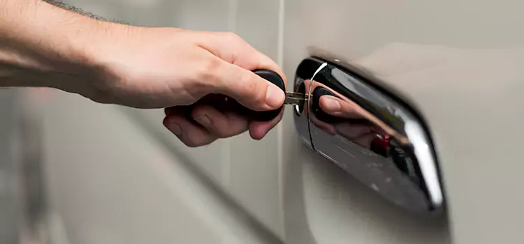 Why Choose Our Auto Locksmith Team in West Hempstead, NY?